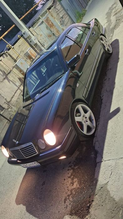 Мерседес W210  продам