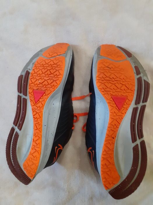 Обувки маратонки bershka nike