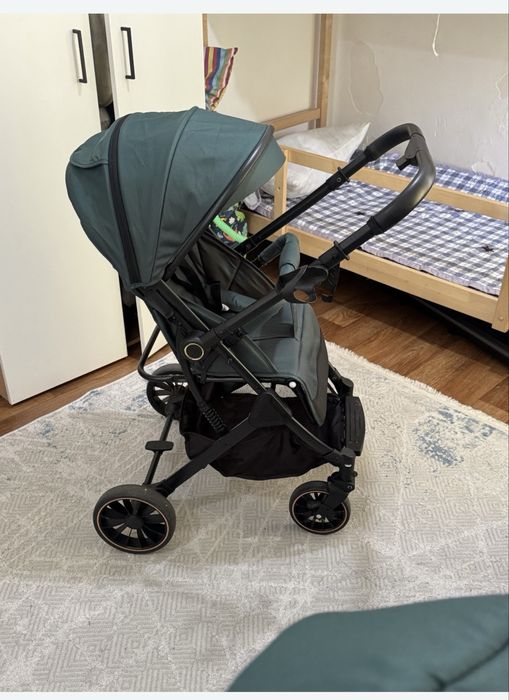 Коляска 15.000 тенге