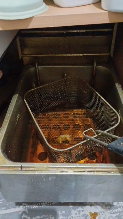 Фритюрница продается бу 10 000