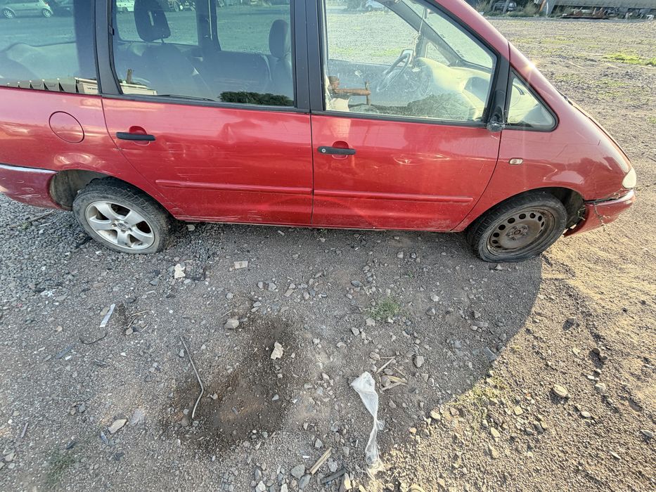 Volkswagen Sharan 1.9 TDI 110 к.с. AVG 1999 г. на части