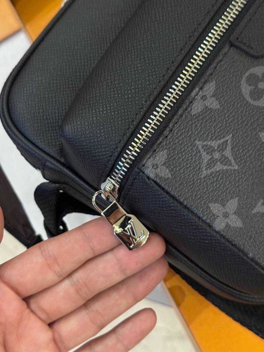 Барсетки LV, сумки