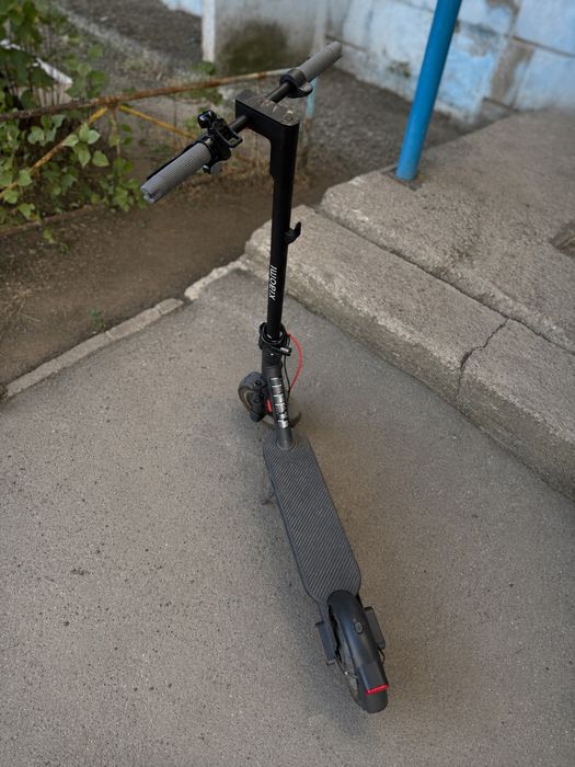 Электросамокат Xiaomi electric scooter 5GL