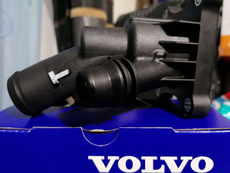 Termostat volvo XC 60 D4 190 CP