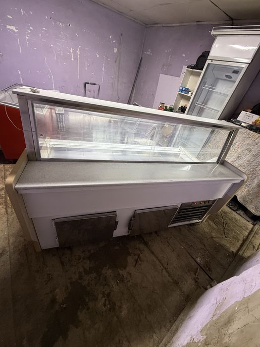 Витринный холодильник под мясо