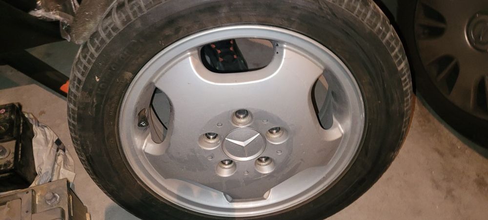 Летни гуми с джанти Мерцедес R15