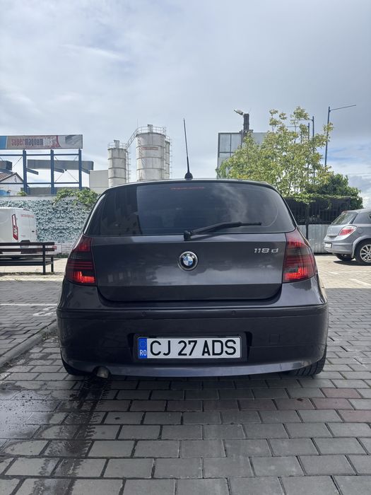 Bmw seria 1 118d   URGENT