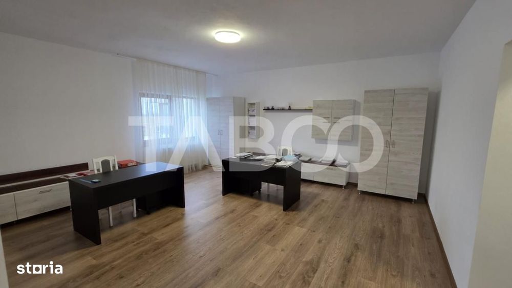 Apartament spatios 3 camere si balcon bloc nou zona rezidentiala Sebes — fotografia 1