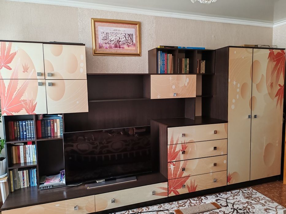 Продам стенку в хорошем состоянии