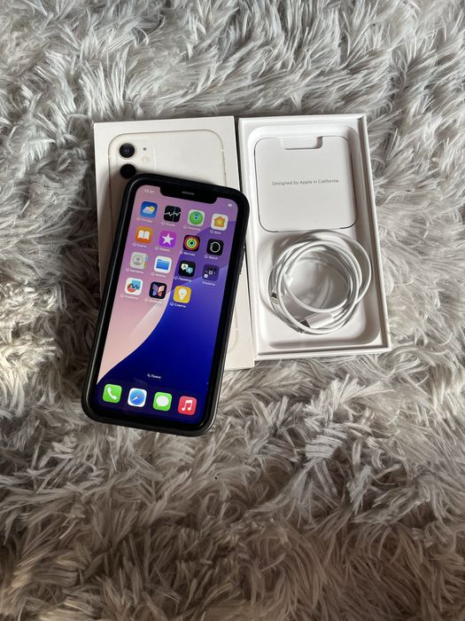 Продам телефон Айфон 11 128Gb