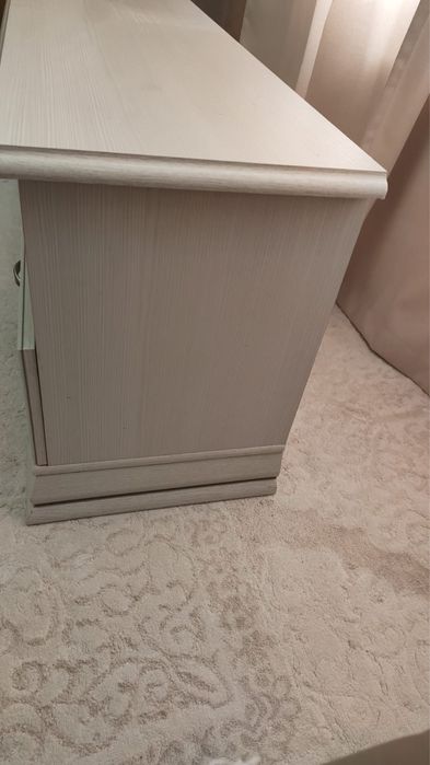 Тумба под телевизор