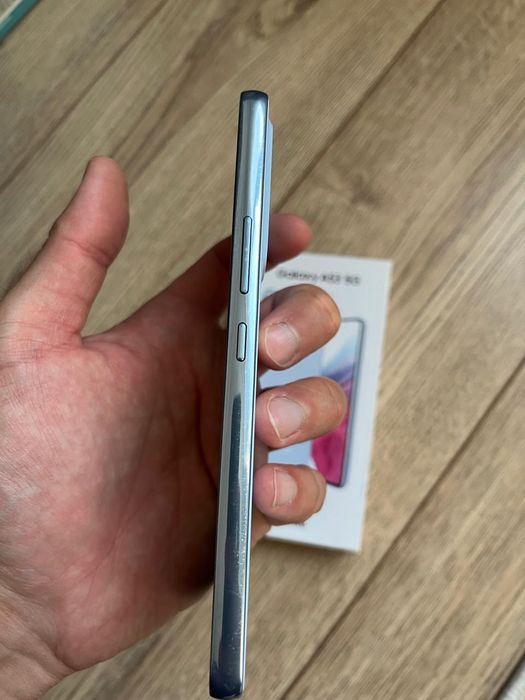 Самсунг а 53 состояние идеальное,обмен на айфон 12,13 в идеале+моя доп