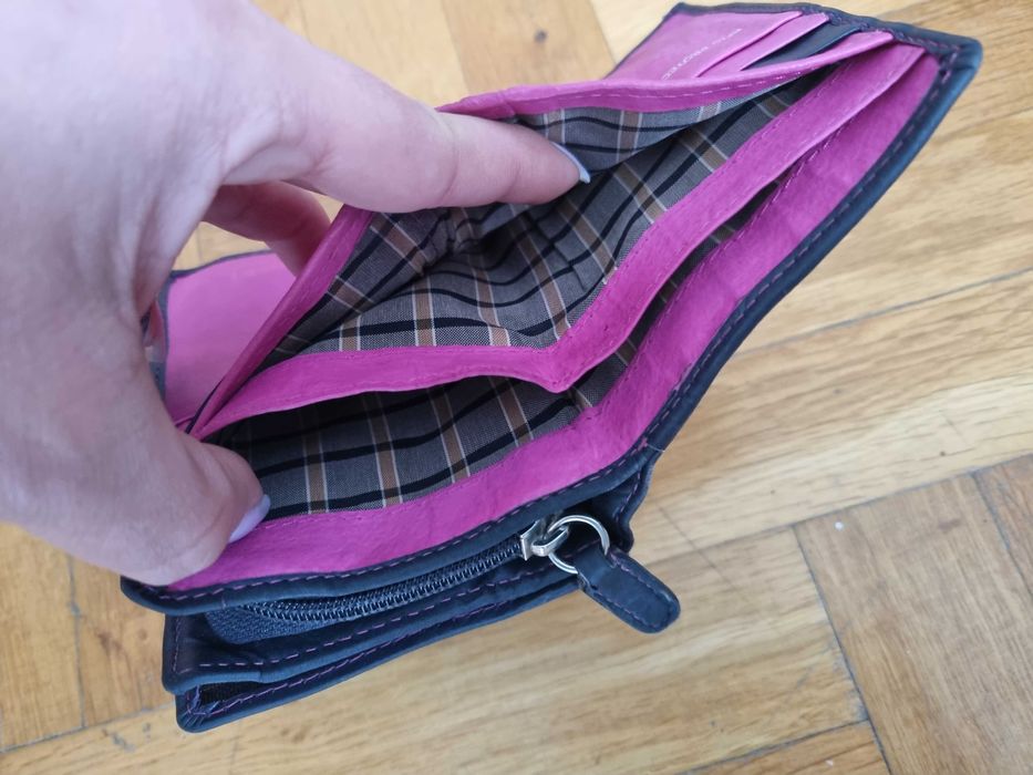 Дамско кожено портмоне