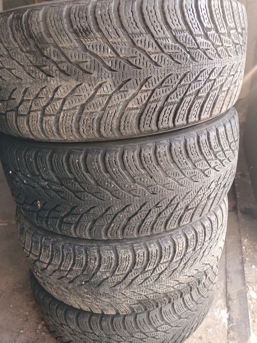 Продам зимние шины