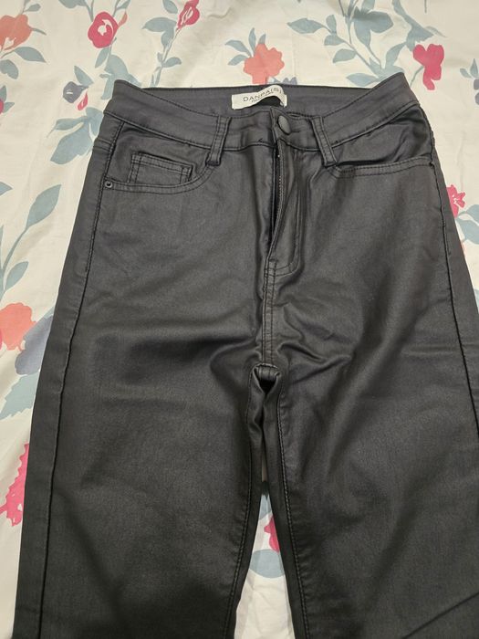 Кожен панталон 26 размер