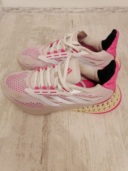 Маратонки Adidas