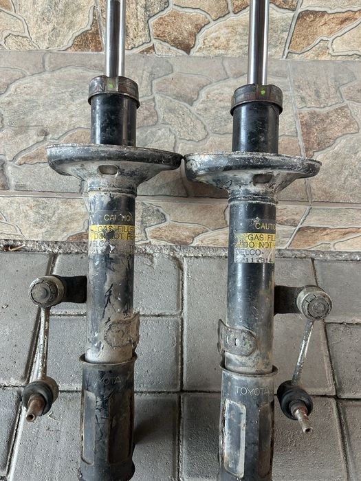 Задние амортизаторы карина е