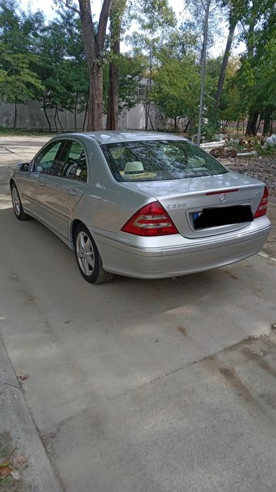 MERCEDES-BENZ C-Class 2005 — imagine 4