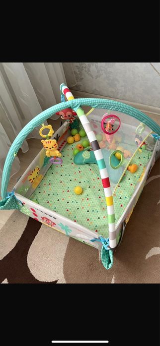 Продам манеж не дорого