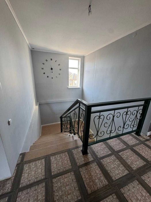 Продам Коттедж на 8 микрорайоне