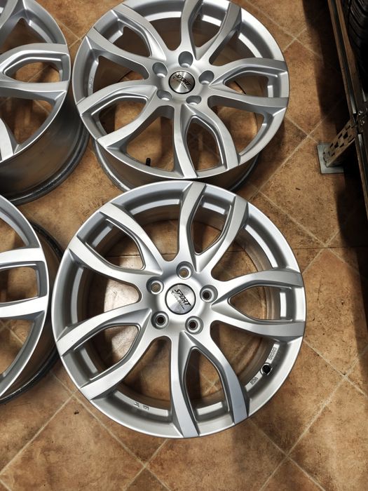 18"ки джанти  5x114.3/67.1 оригинални от Kia