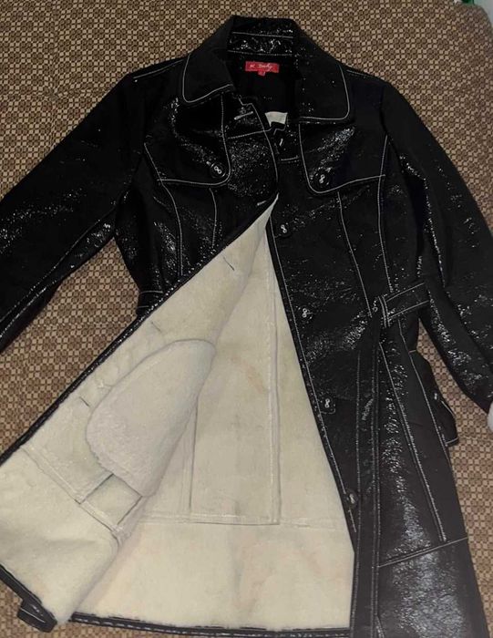 Одежда женская (юбки, полупальто, платья)