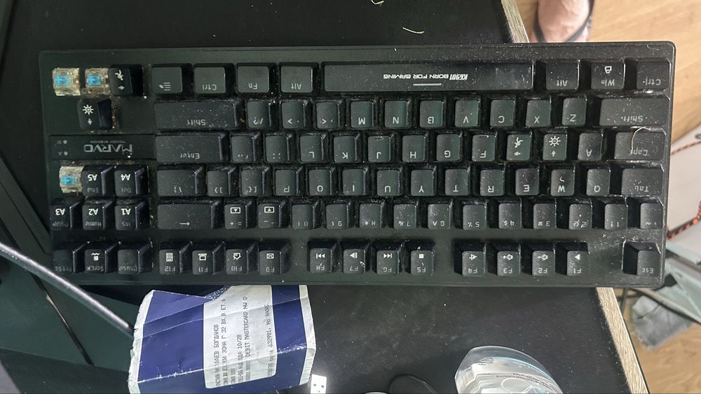 Геймърски компютър, 165 hz монитор и клавиатура и мишка!