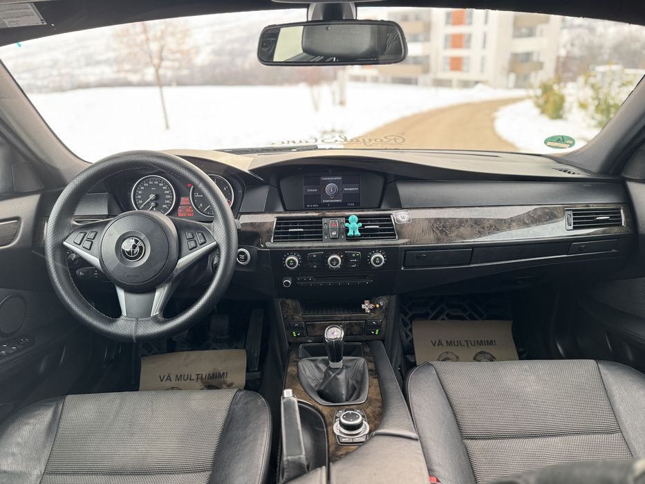 Bmw 520 M Paket 177 CP Bi-Xenon Navigatie Trapa Led