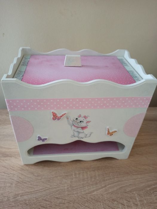 Кутия за памперси