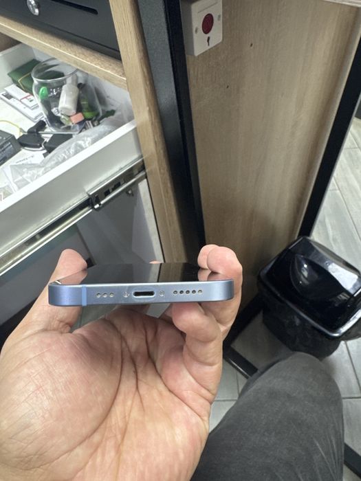 14 iphone 128GB Blue