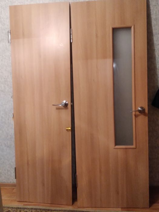 Продам двери туалет ванна