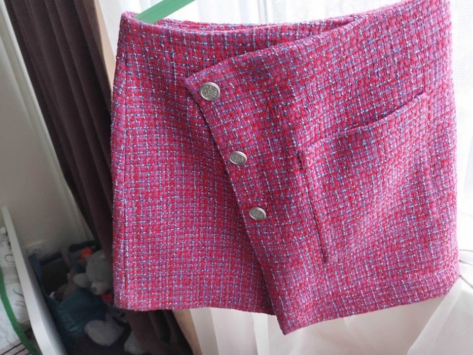 Дамска пола Maje