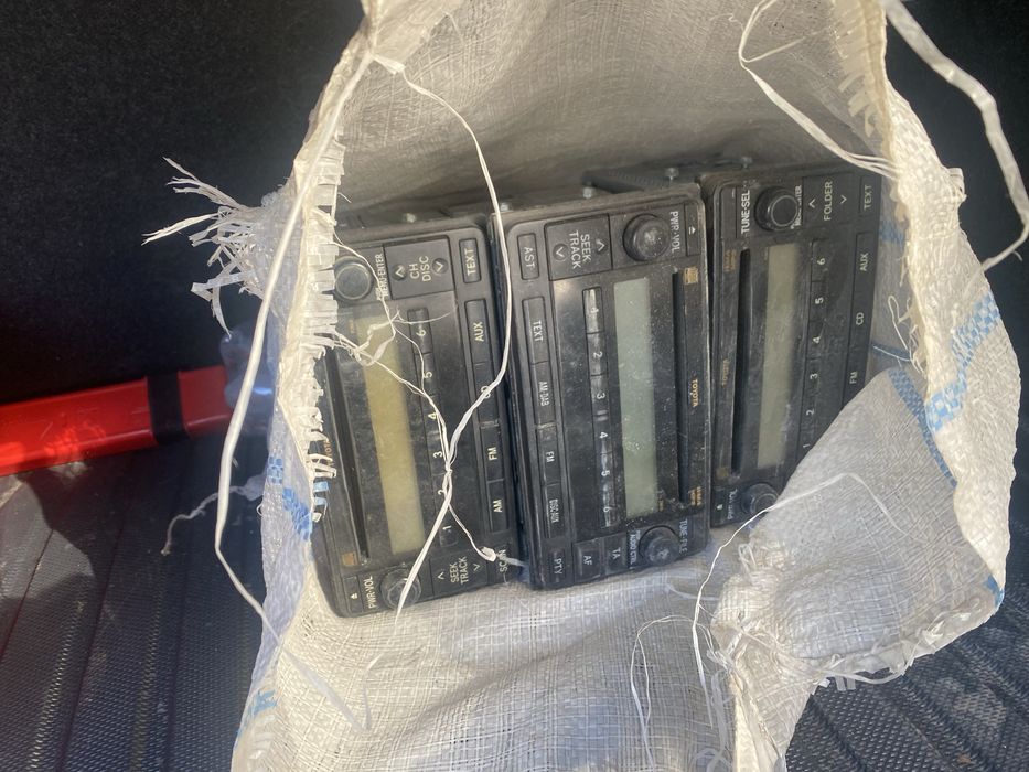 Мониторы и магнитолы на прадо / prado 150