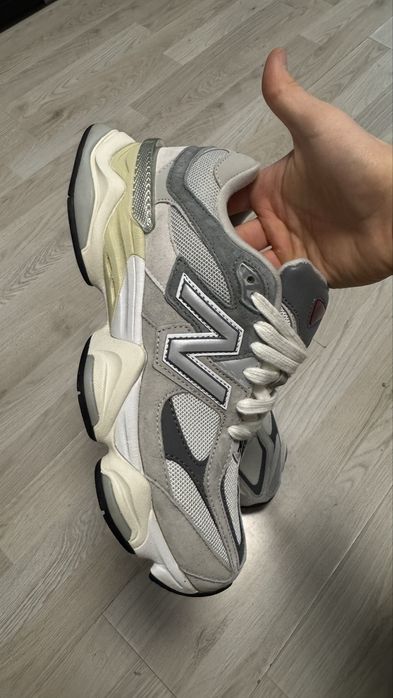 New Balance 9060 GRY