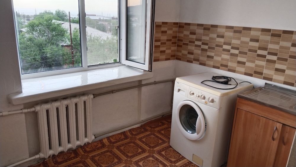 Продается однокомнатная квартира 32м², этаж 4/4.