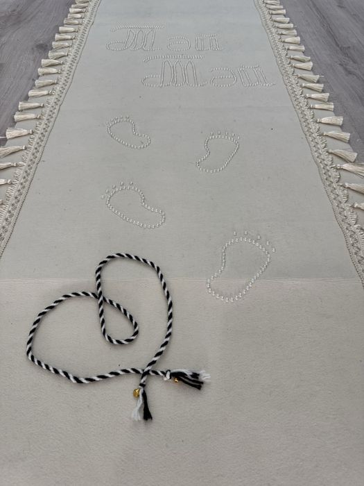 Тай тай дорожка, тұсау кесер