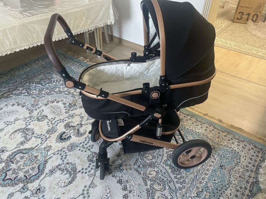 Десткая коляска