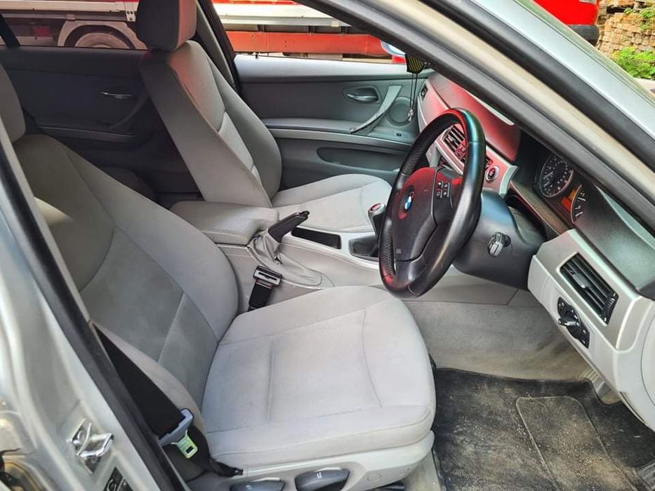 BMW E90 320i 150кс ръчка НА ЧАСТИ!