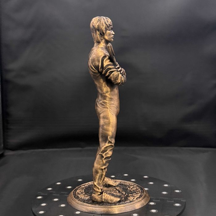 Фигурка на Брус Лий