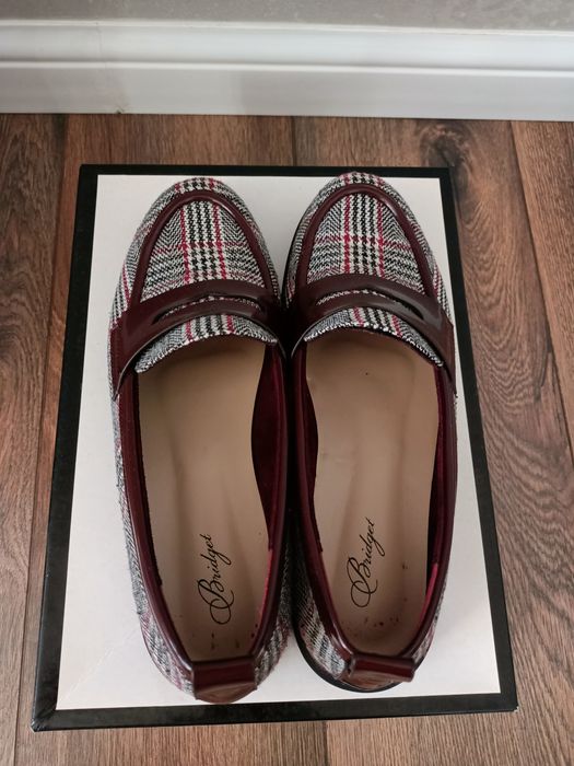 Продаю лоферы, размер 39