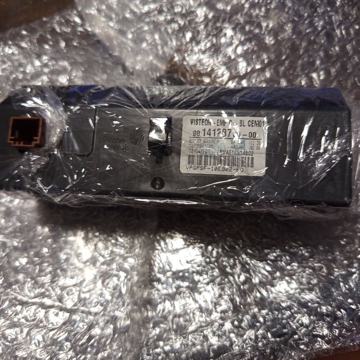 Дисплей за ПЕЖО.СИТРОЕН...