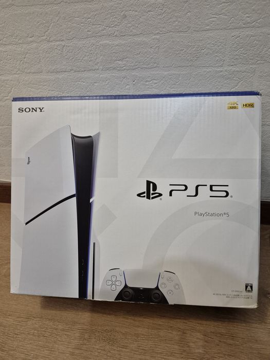 Продам Новый PS5 slim 1 TB памяти