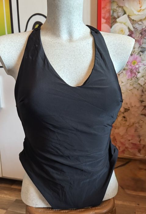Set de două costume de baie, cu spatele gol, M