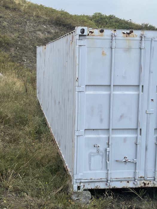 Продам 40 футовый контейнер