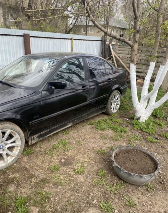 Продам срочно бмв е46