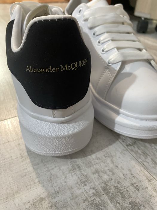 Adidasi Alexander McQueen