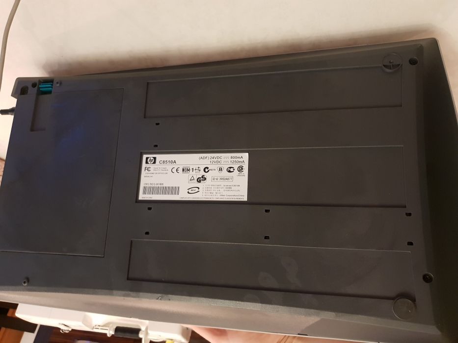 Продам сканер hp scaniet 5400c