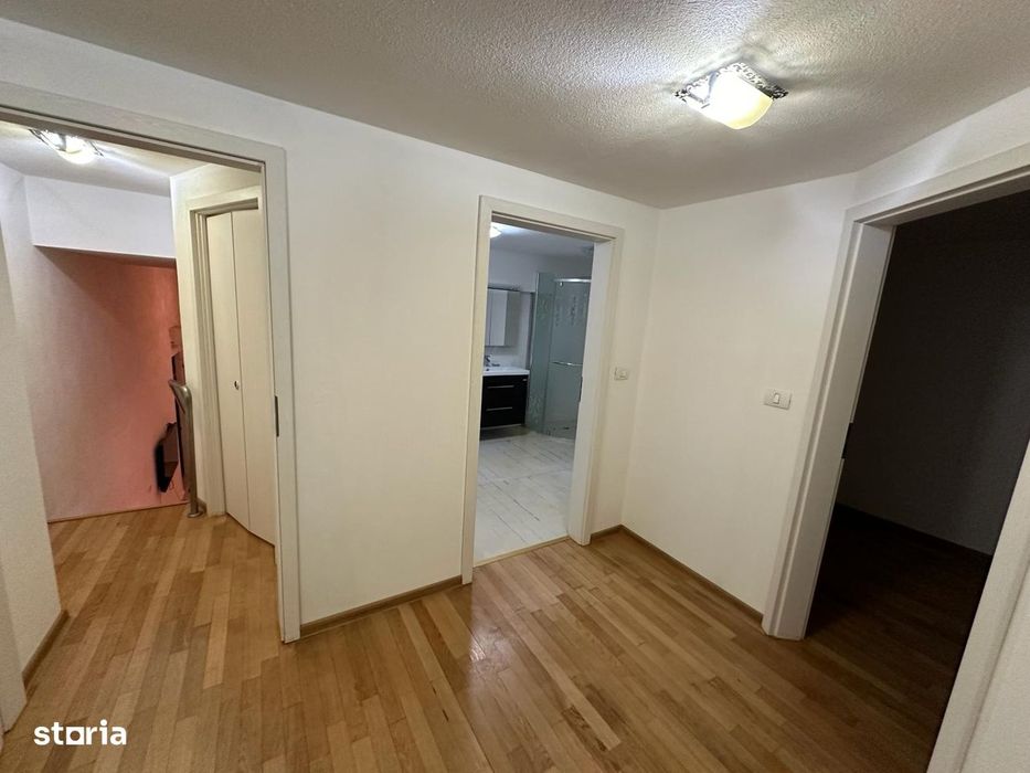 Apartament 5 camere de vanzare in zona Centrala / Teatru