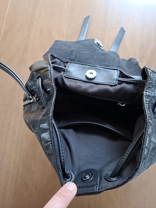 Дамска раница естествена кожа