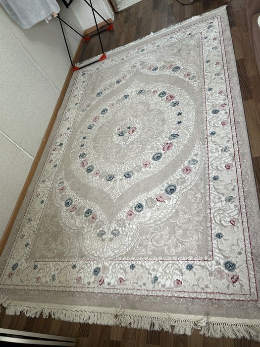 Продам ковер кілем